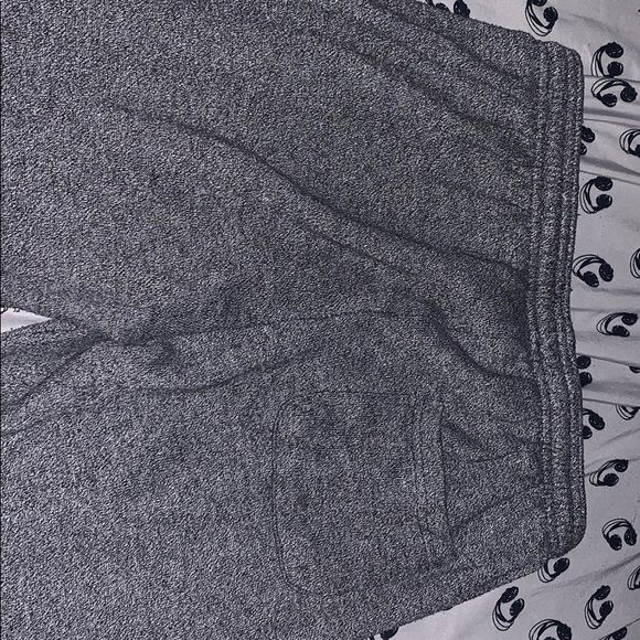 Medium women’s sweats - Picture 3 of 3
